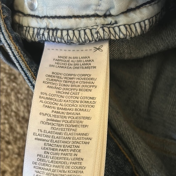 Ralph Lauren Blue Cropped Jeans with Embellished Hem - Picture 4 of 9